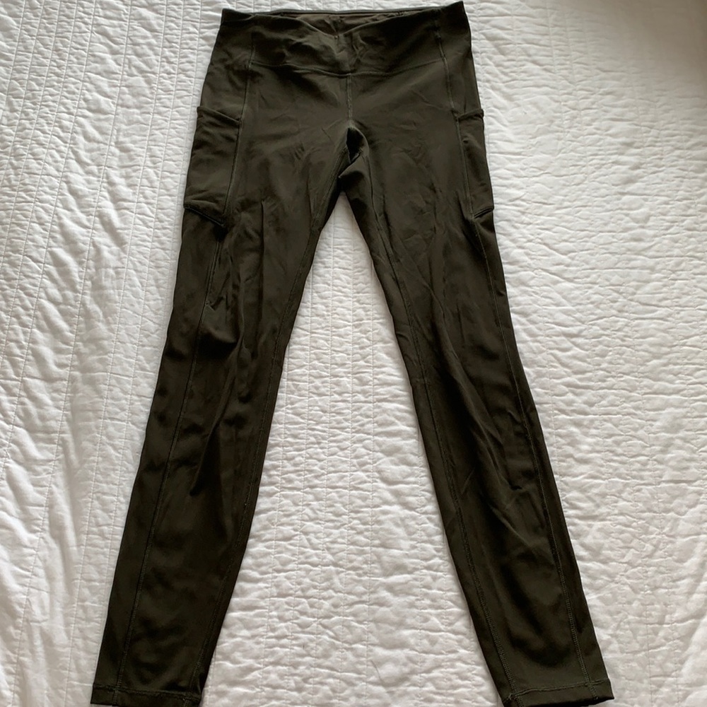 Lululemon Olive Green Leggings sz 6 reg